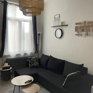 https://chez-auguy-et-deborah.hotelsghent.com